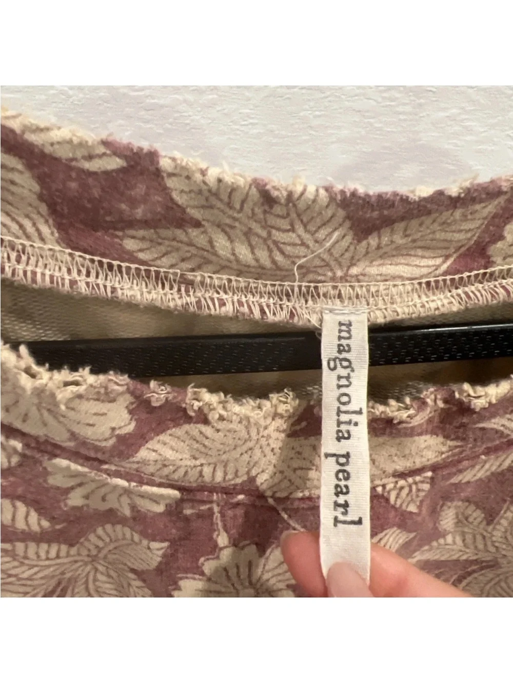 Magnolia Pearl Excellent condition Dusty Rose Floral Layered Tunic (item A37) - Picture 2 of 7